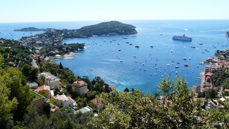 The motorbike route from France and Monaco to the Alps