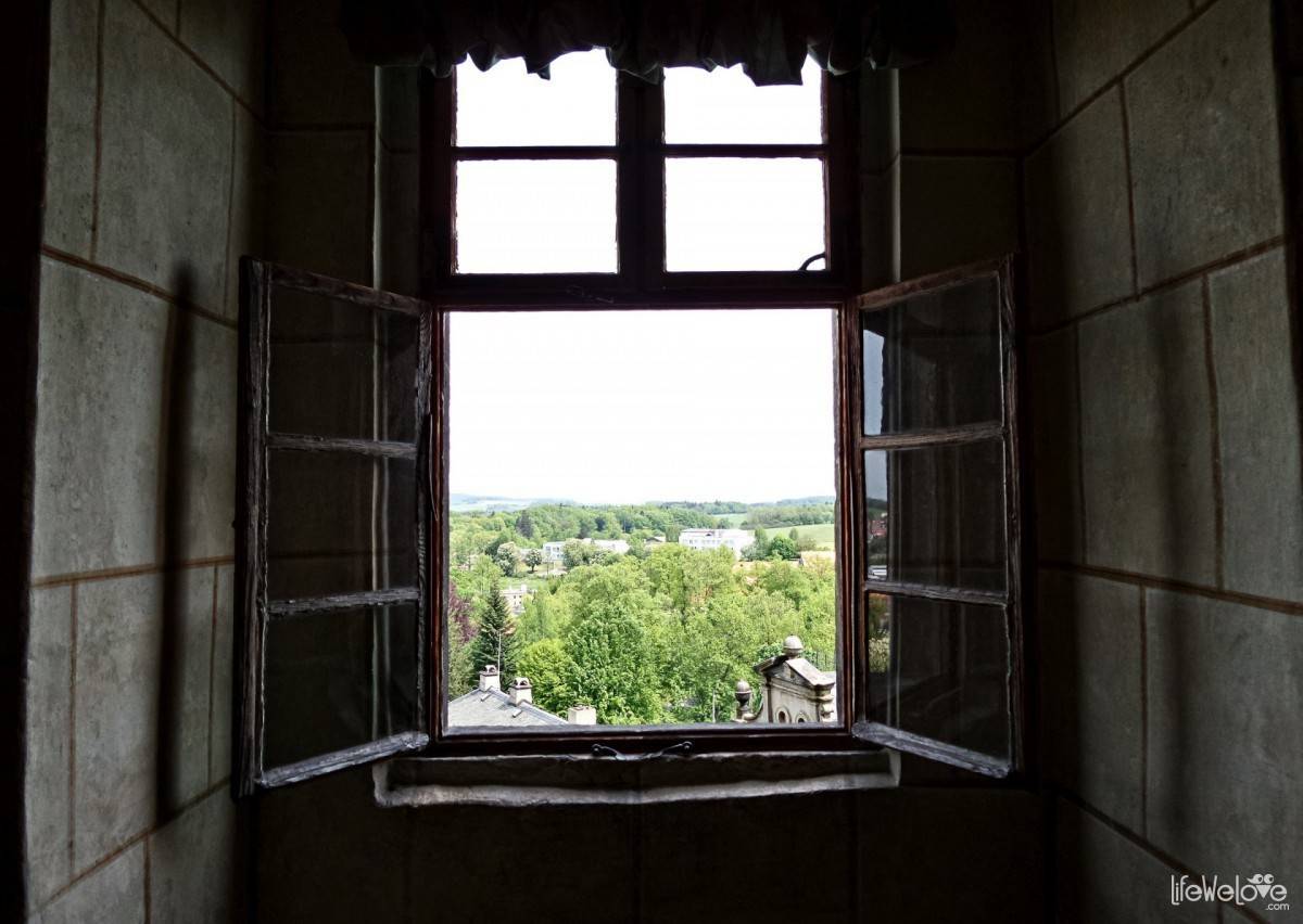 Window in Frydlant Castle