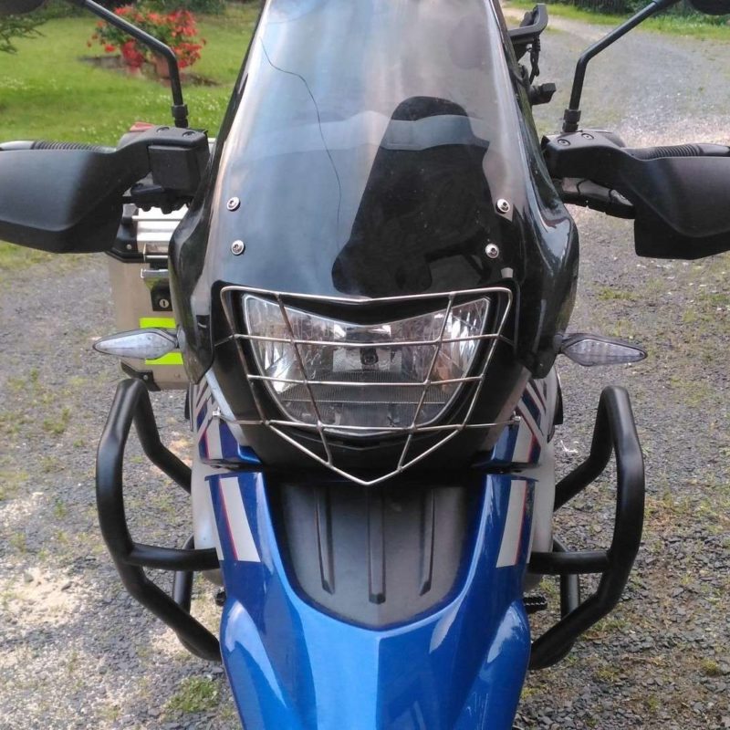 Cover of the front lamp in F650 GS Dakar