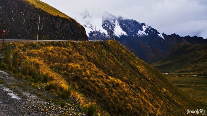 Motorcycle roads in Peru